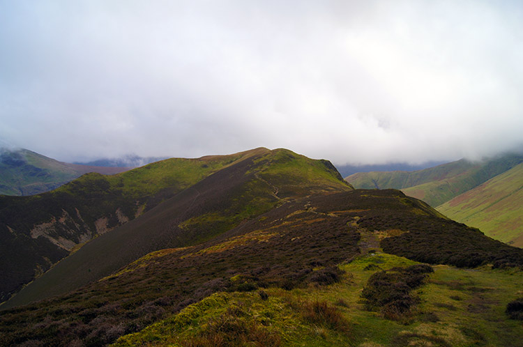 The wonderful ridge between Knott Rigg and Ard Crags