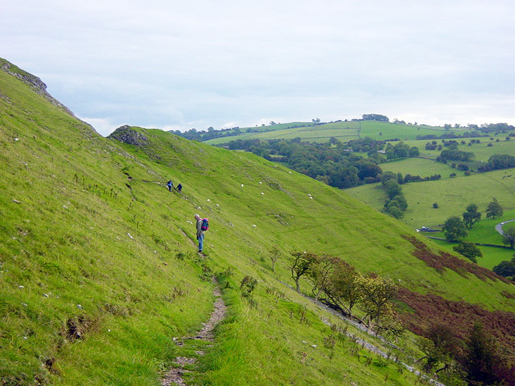 A steep descent from Bunster Hill back into Ilam