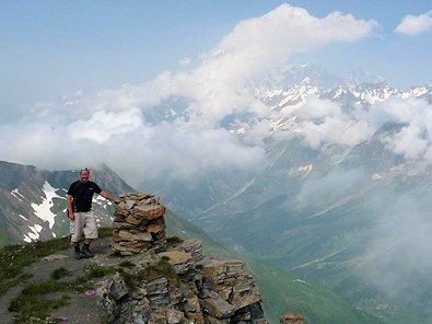 Tete entre deux Sauts summit