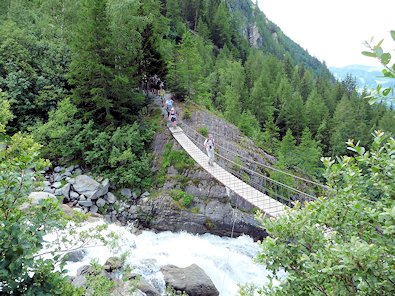 Bionnassay suspension bridge