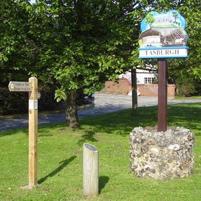 Tasburgh village and Boudicca Way signs