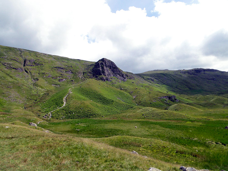 Path from Greenup Gill to Lining Crag