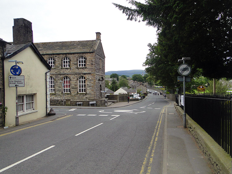 Walking from Sedbergh to Dentdale