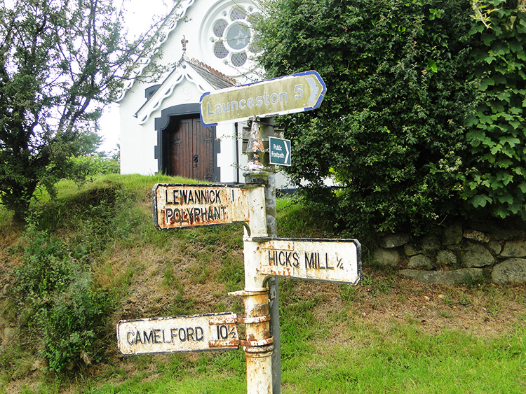 Signpost in Polyphant