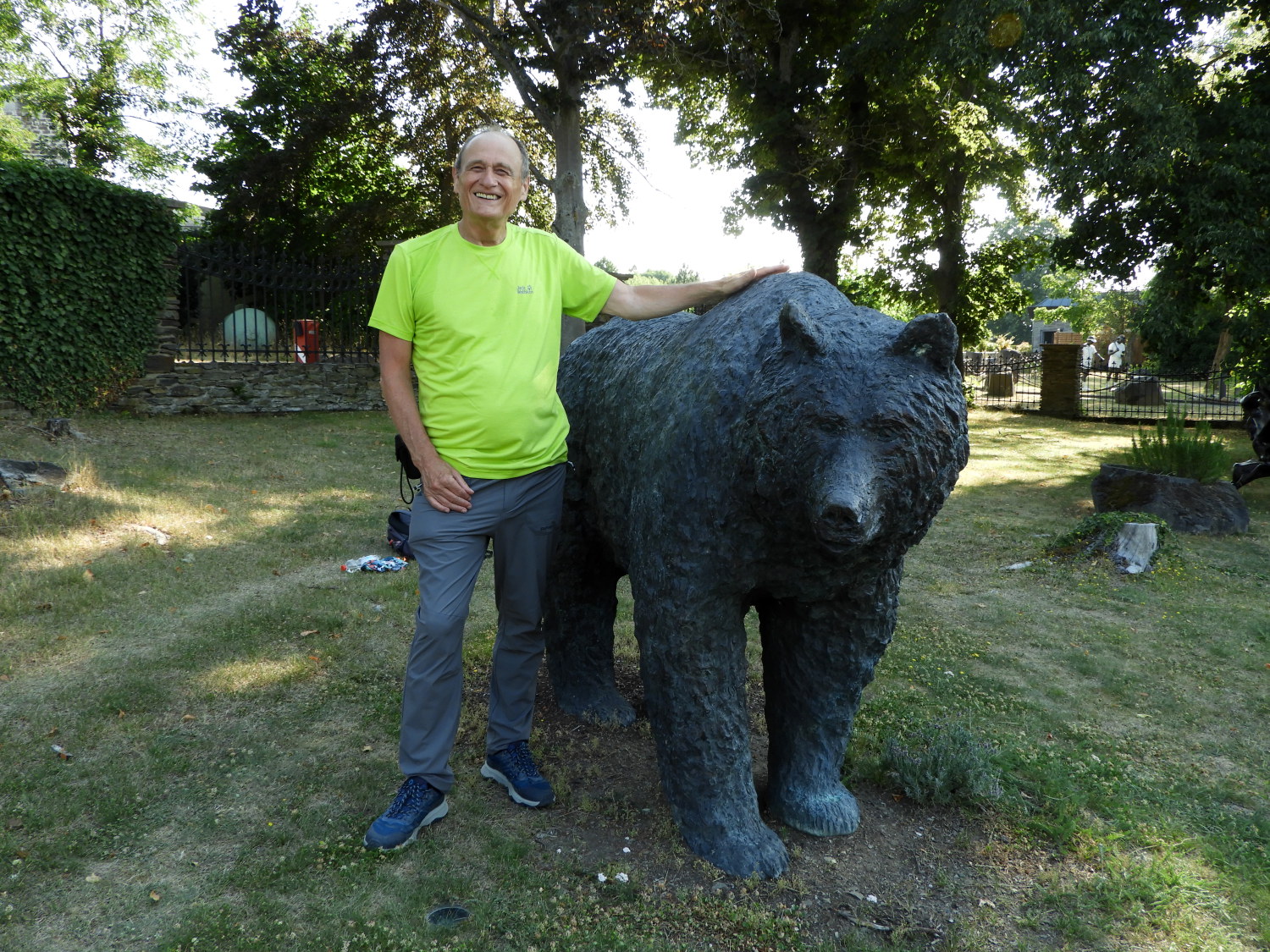 Brock and Bear at Jakobsberg