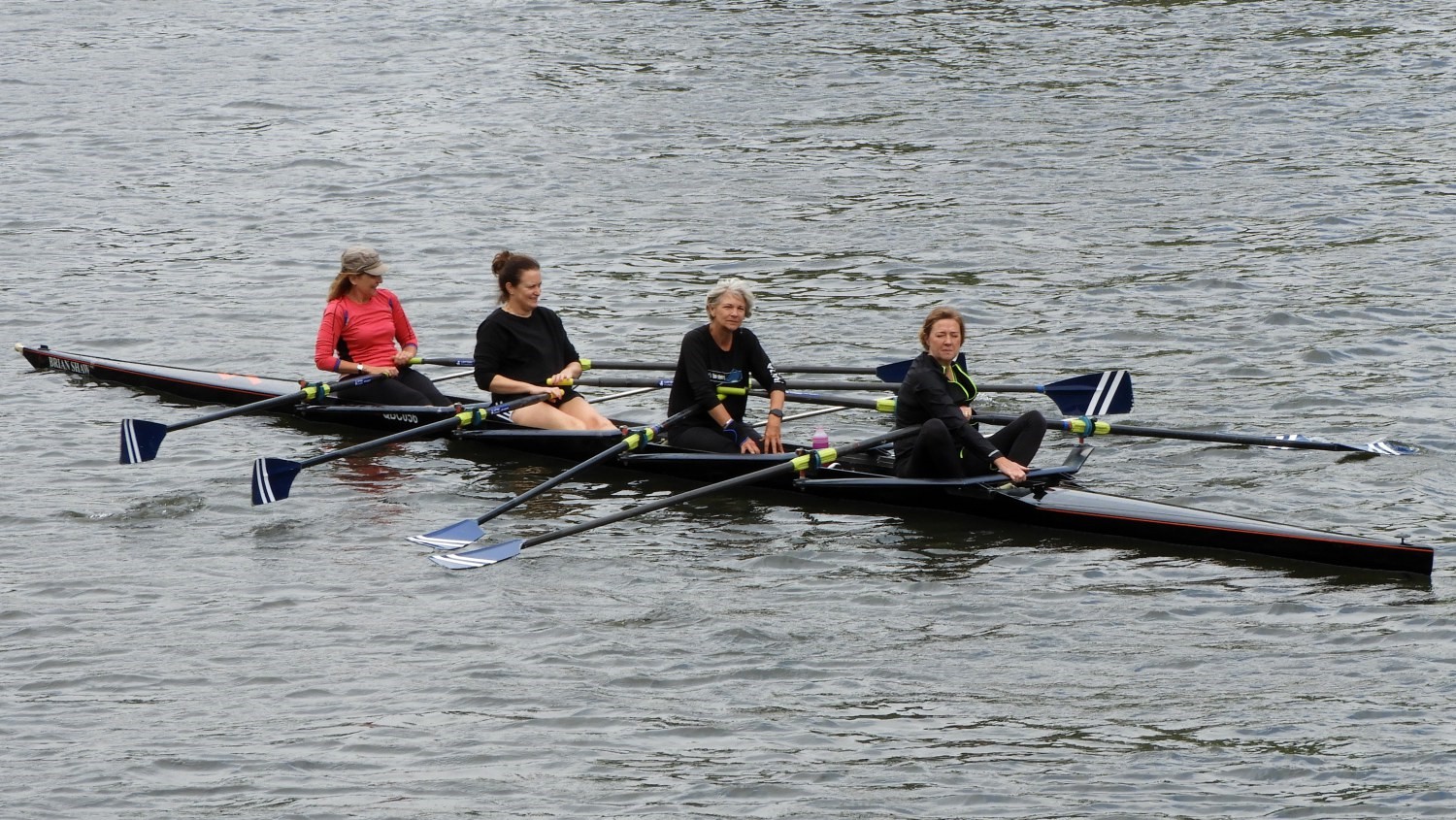 Coxless Four practicing on the Thames