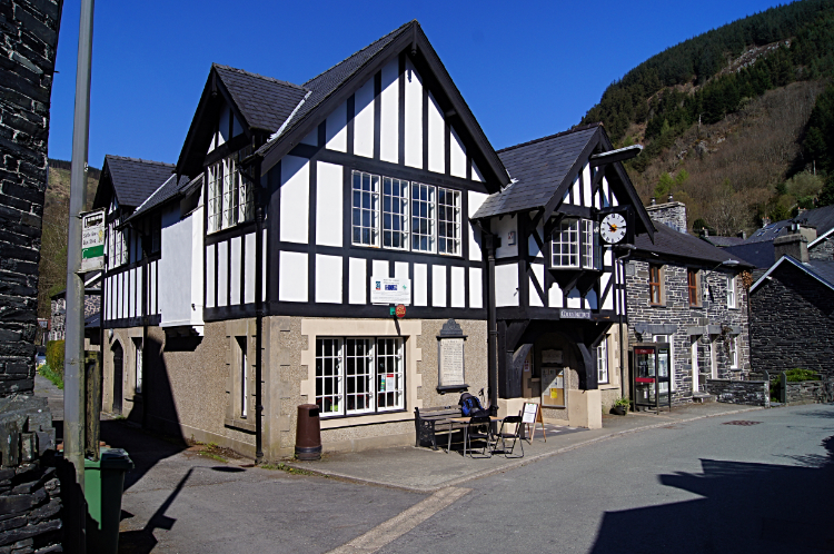 Corris Institute Cafe