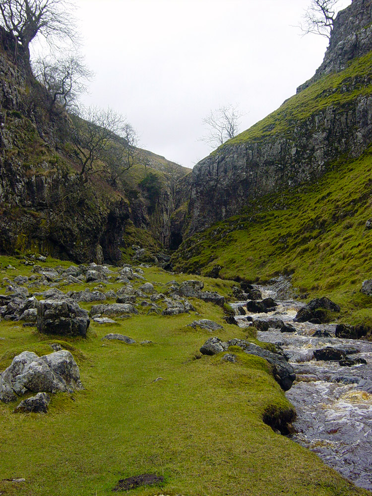 Approaching Trollers Gill