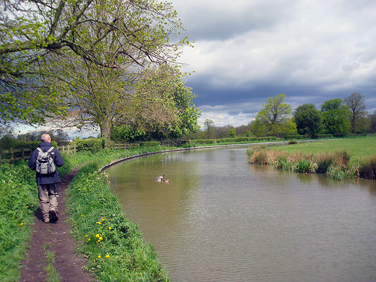 On the towpath of Ashby De La Zouch Canal