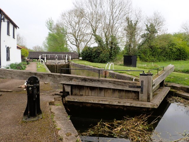 Gringley Top Lock on the Chesterfield Canal