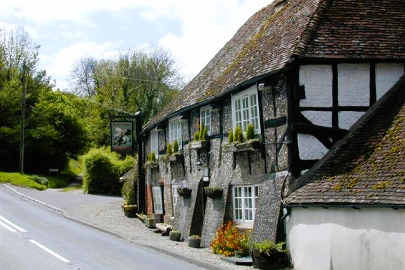 George and Dragon, Houghton