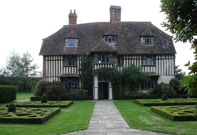 Eastling Manor