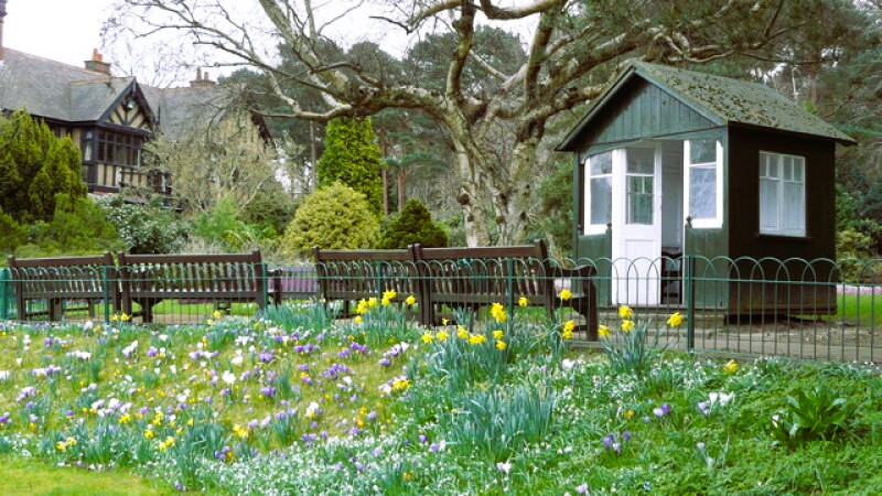 Coombe Wood Gardens