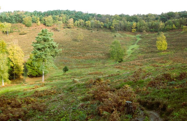 Devil's Punch Bowl as seen on the walk