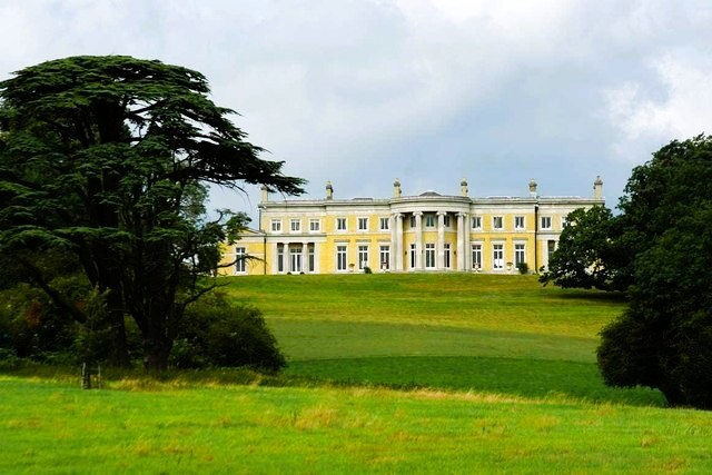 Holwood House