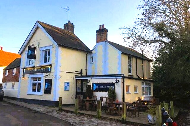 Half Moon Inn, Charlwood