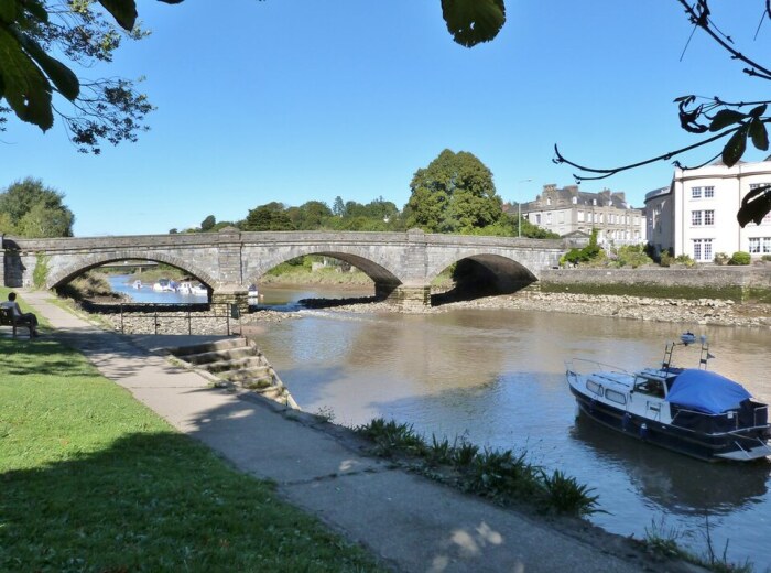 River Dart, Totnes
