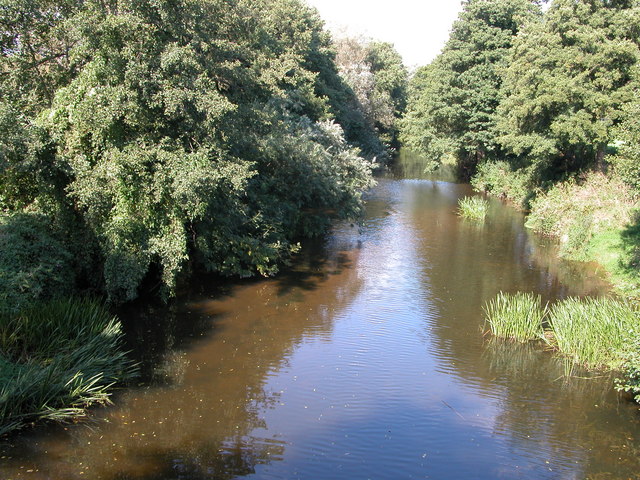Afon Mynwy at Tregate Bridge