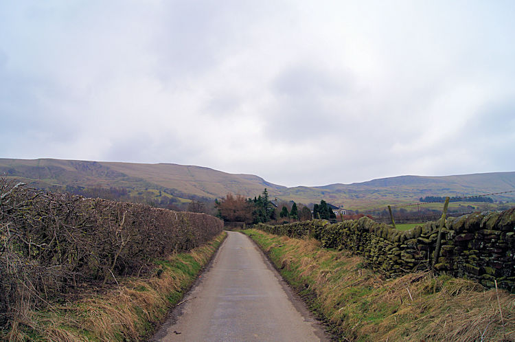 The road from Yemans Bridge to Hardenclough Farm