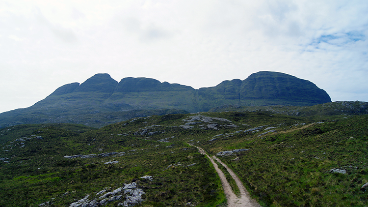 Meall Meadhonach and Caisteal Liath in profile