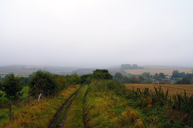Track from Overton Hill to East Kennett