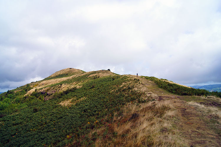 Following Ysgyryd Fawr's ridge to the trig point