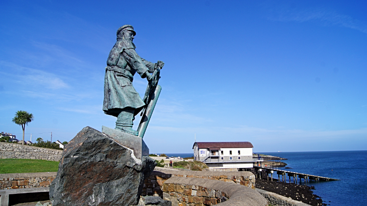 Moelfre Lifeboatman Statue and Seawatch Centre